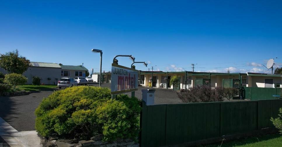 Junction Motel Sanson-Truck Motel Екстер'єр фото